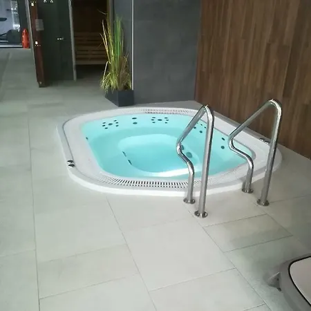 Morze Basen Kryty * Kołobrzeg